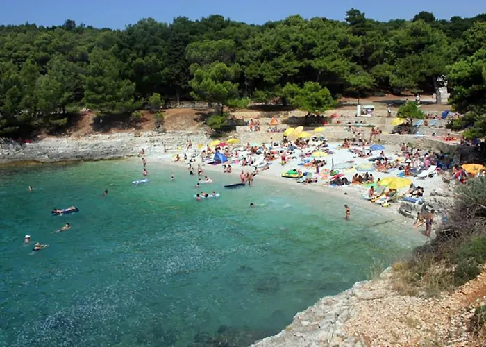 3 Minutes From The Beach: Lovely شقة بولا