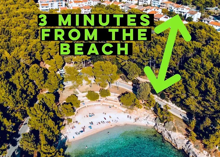 Апартаменты 3 Minutes From The Beach: Lovely