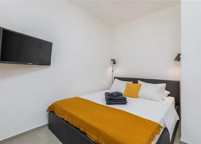 Апартаменты 3 Minutes From The Beach: Lovely