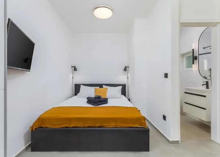 Апартаменты 3 Minutes From The Beach: Lovely